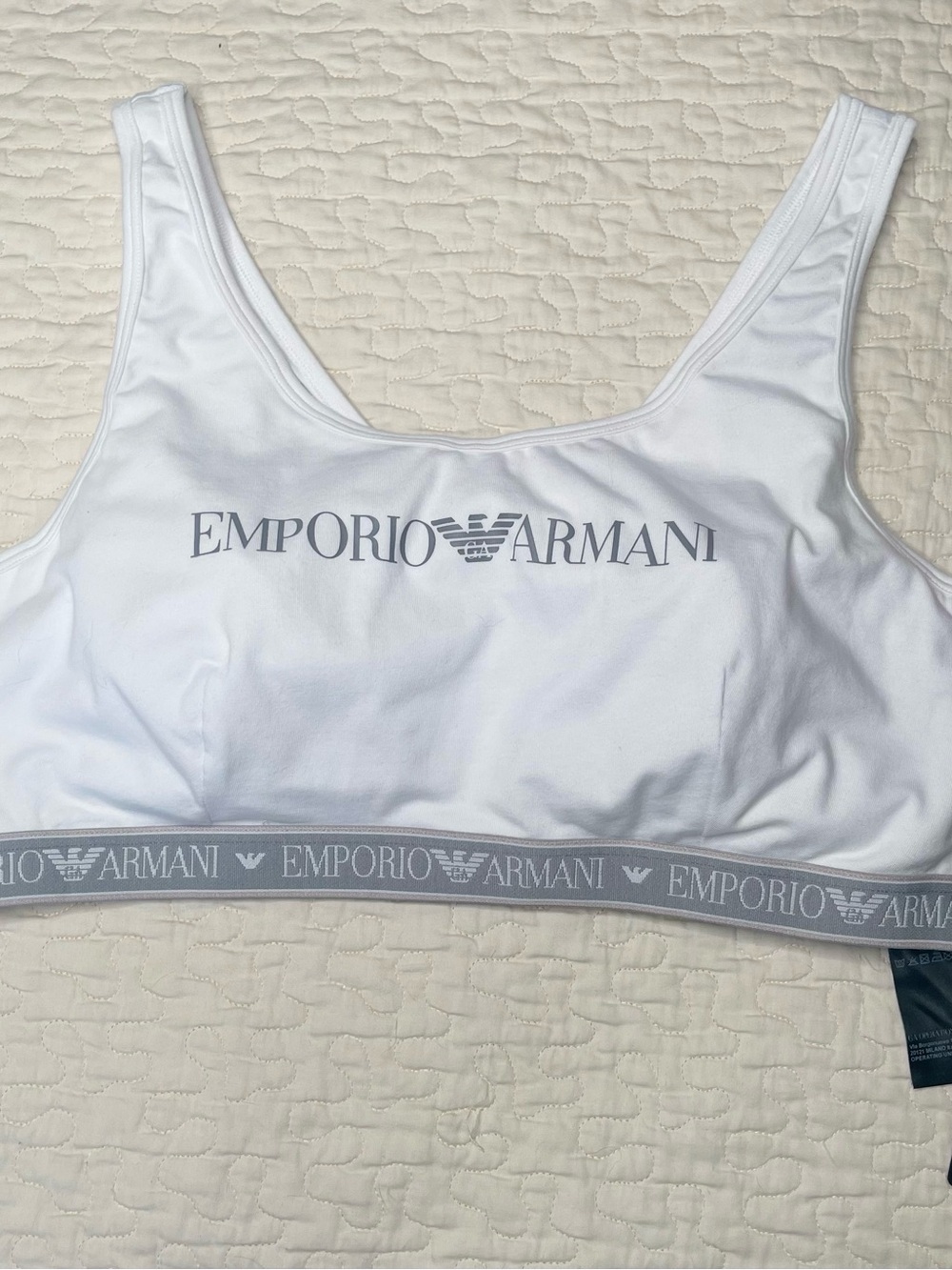 New with tags Emporio Armani Iconic Zero Gravity Bralette in White, size XL. - Picture 3 of 10